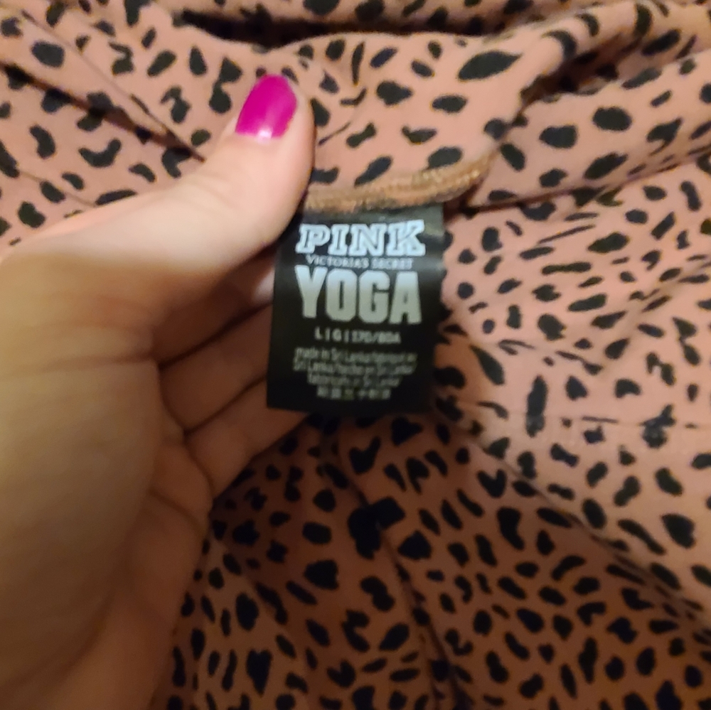 Victoria Secret Runched Leggings